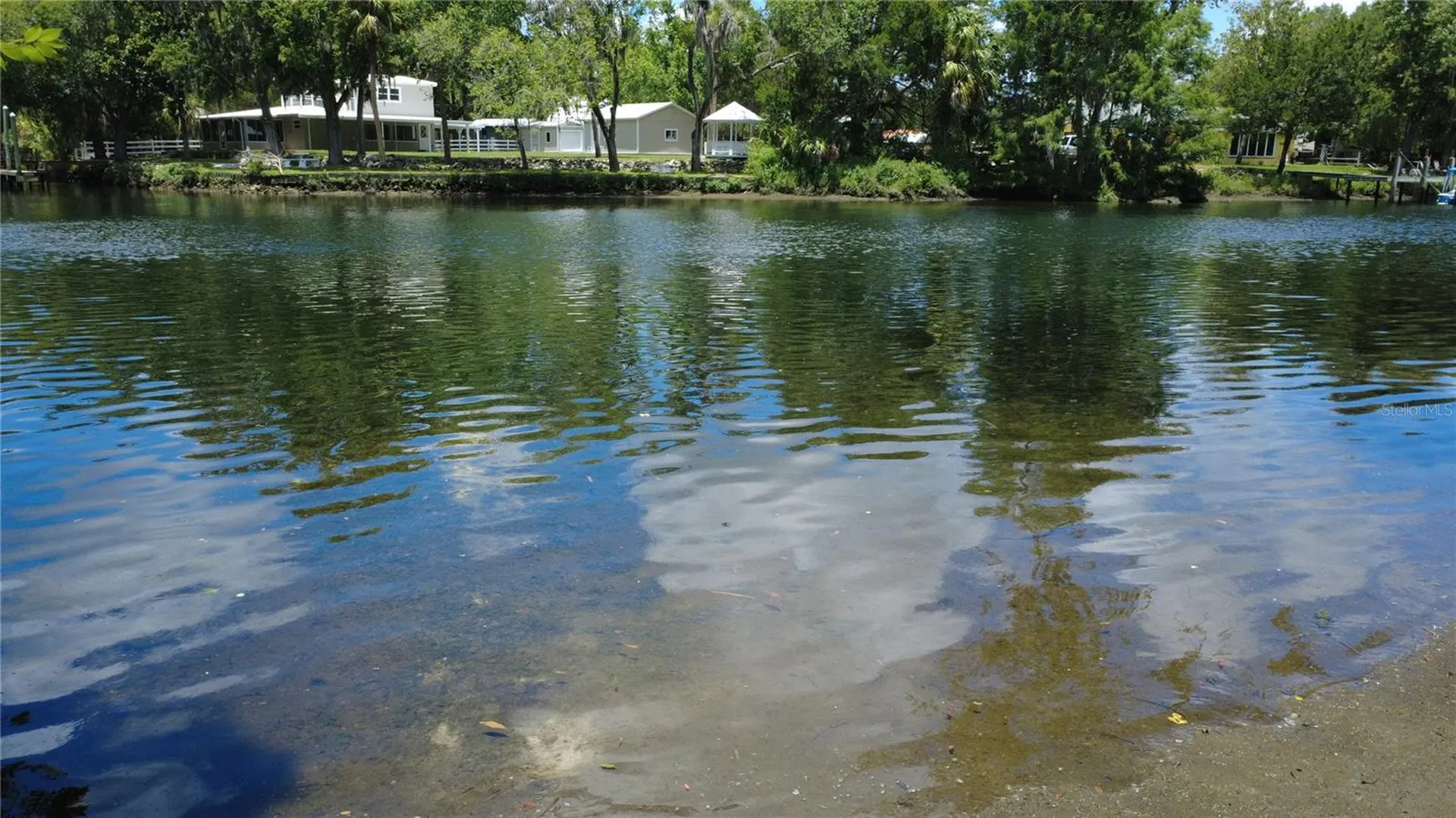 11236 N Rain Point Inglis FL 34449
