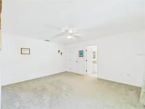 11236 N Rain Point Inglis FL 34449