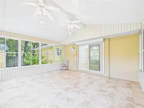 11236 N Rain Point Inglis FL 34449