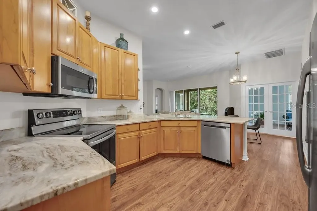 16135 Bridgedale Drive Lithia FL 33547