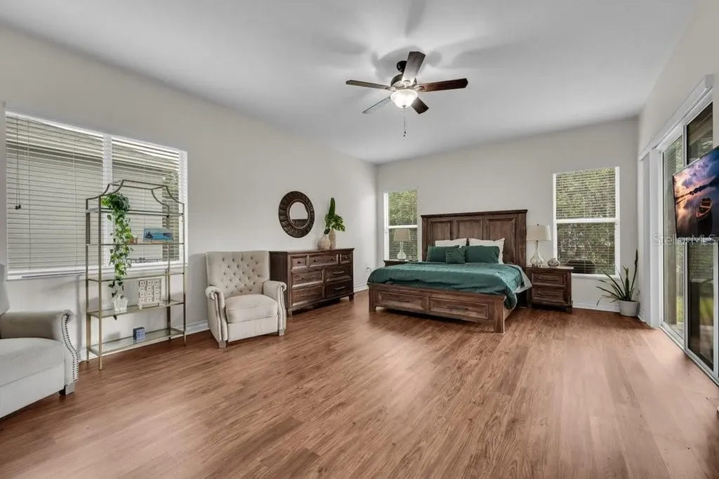 16135 Bridgedale Drive Lithia FL 33547