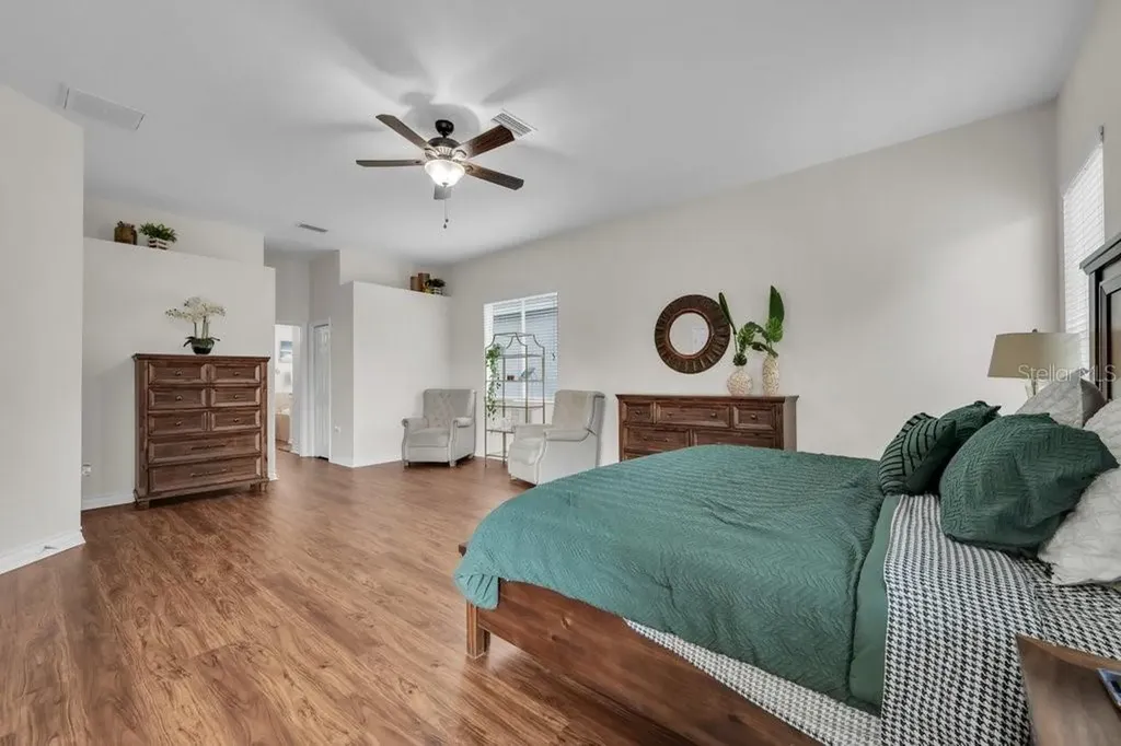 16135 Bridgedale Drive Lithia FL 33547