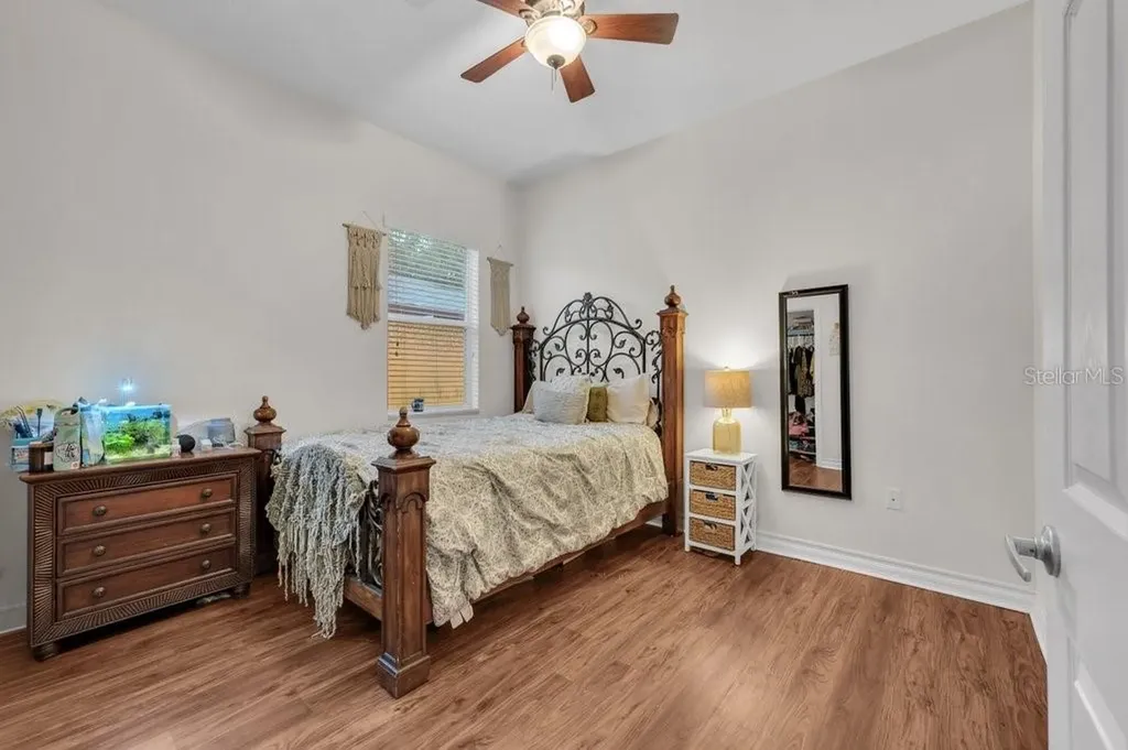 16135 Bridgedale Drive Lithia FL 33547