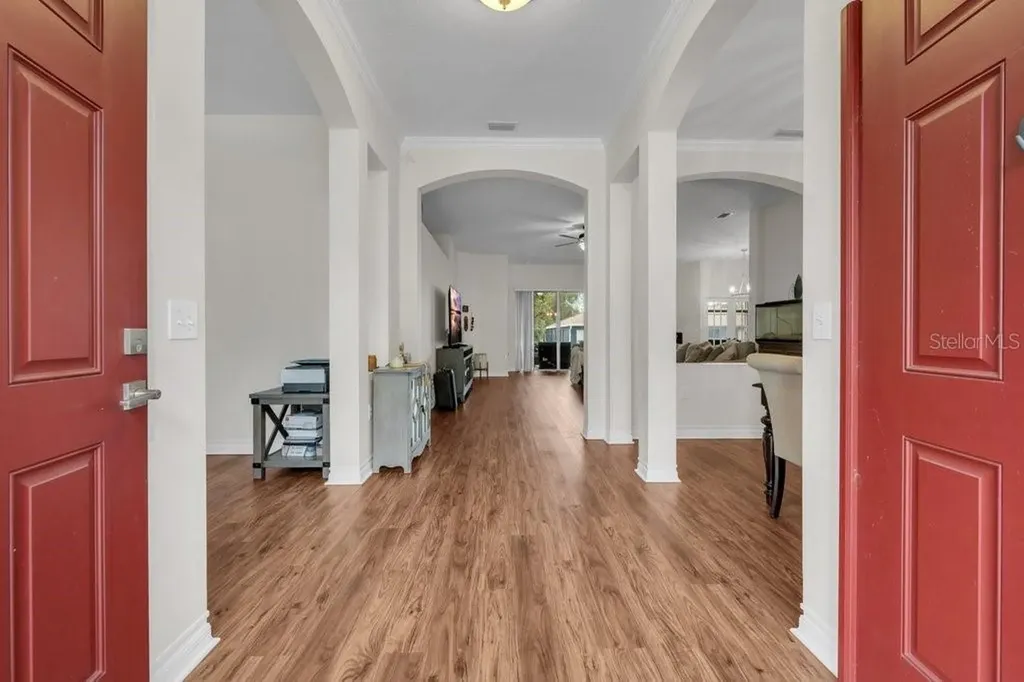 16135 Bridgedale Drive Lithia FL 33547