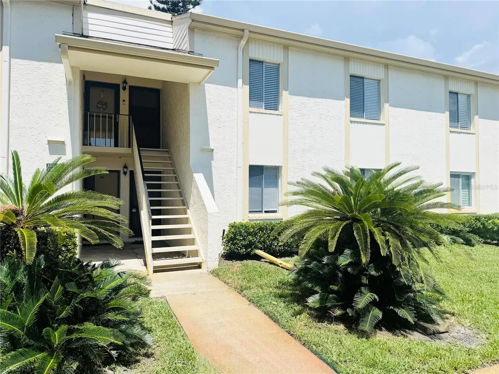134 Cypress Court Oldsmar FL 34677