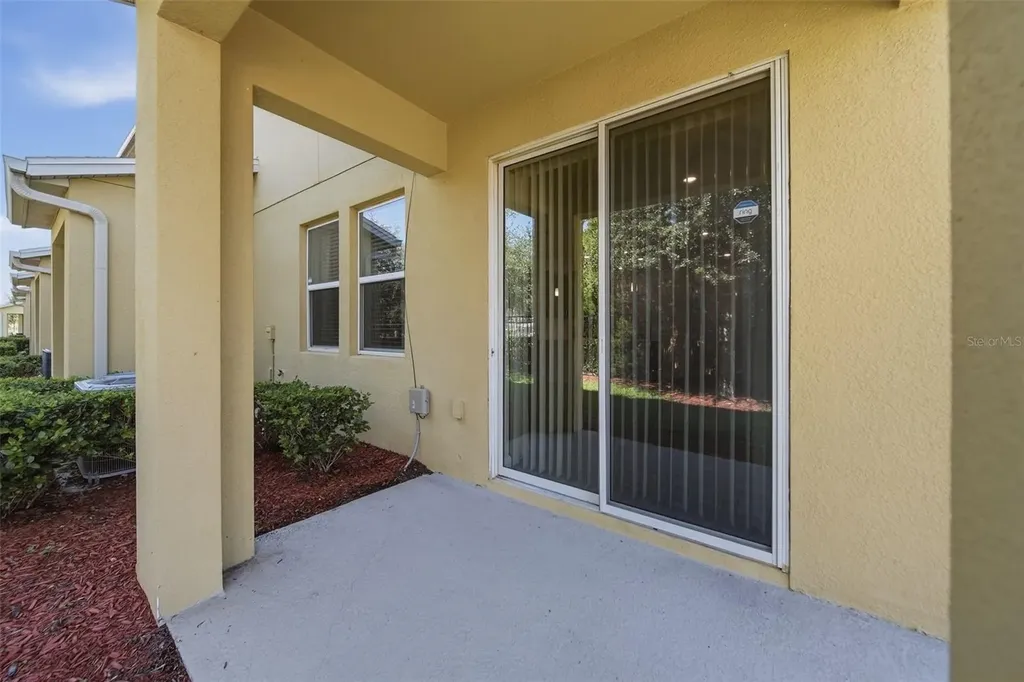 9806 Red Eagle Drive Orlando FL 32825
