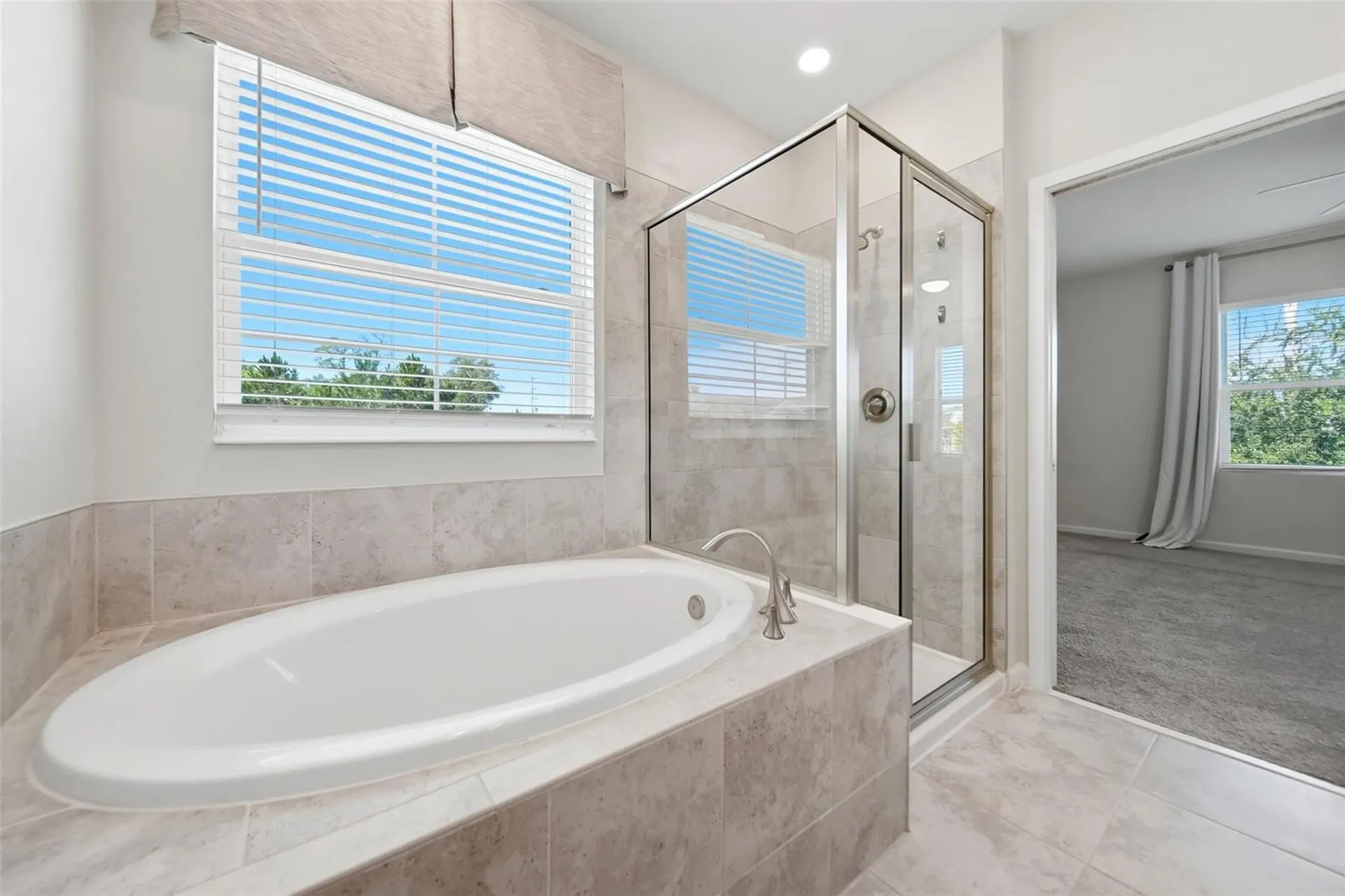 9806 Red Eagle Drive Orlando FL 32825
