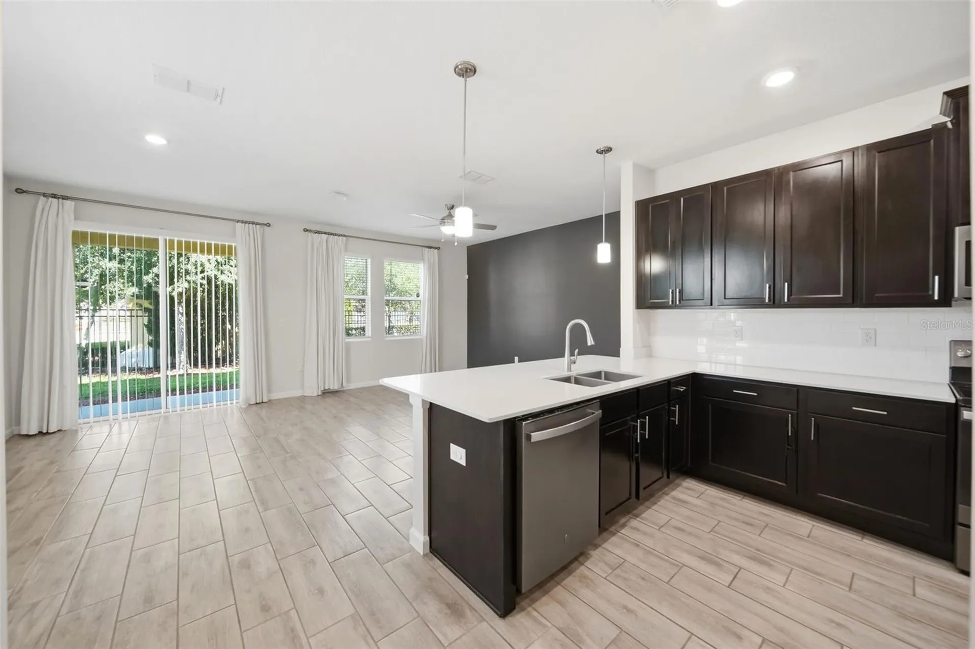 9806 Red Eagle Drive Orlando FL 32825