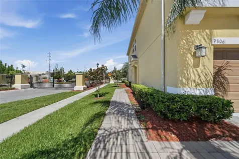 9806 Red Eagle Drive Orlando FL 32825
