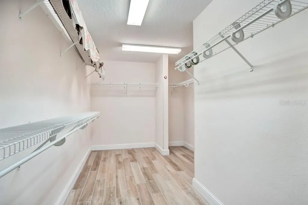 9211 Shadow Pinar Court Orlando FL 32825