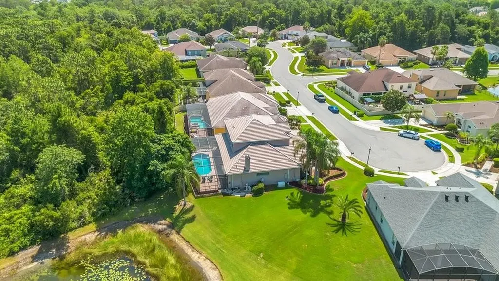 9211 Shadow Pinar Court Orlando FL 32825