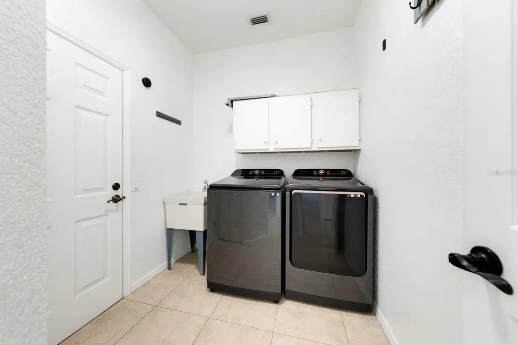 1131 Virginia Avenue Palm Harbor FL 34683