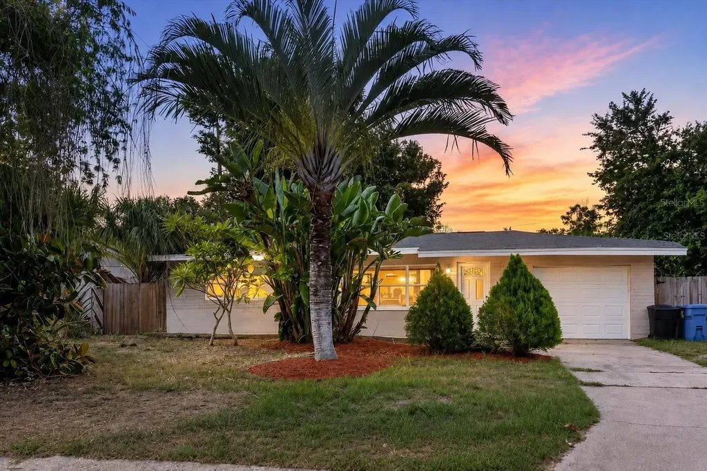 3597 27th Avenue S St Petersburg FL 33711
