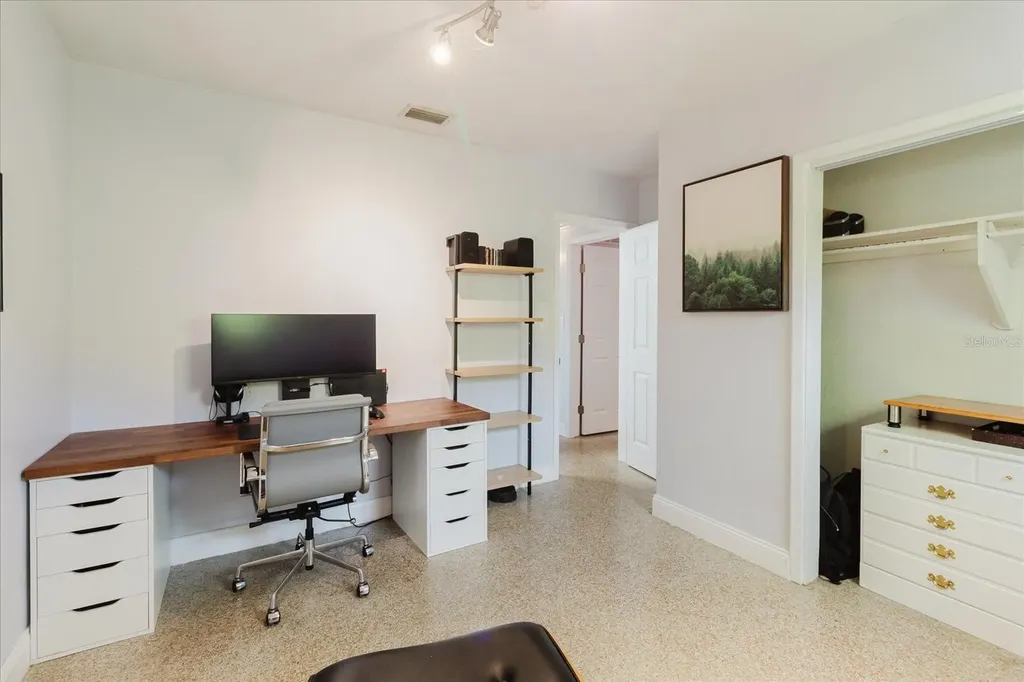 3597 27th Avenue S St Petersburg FL 33711