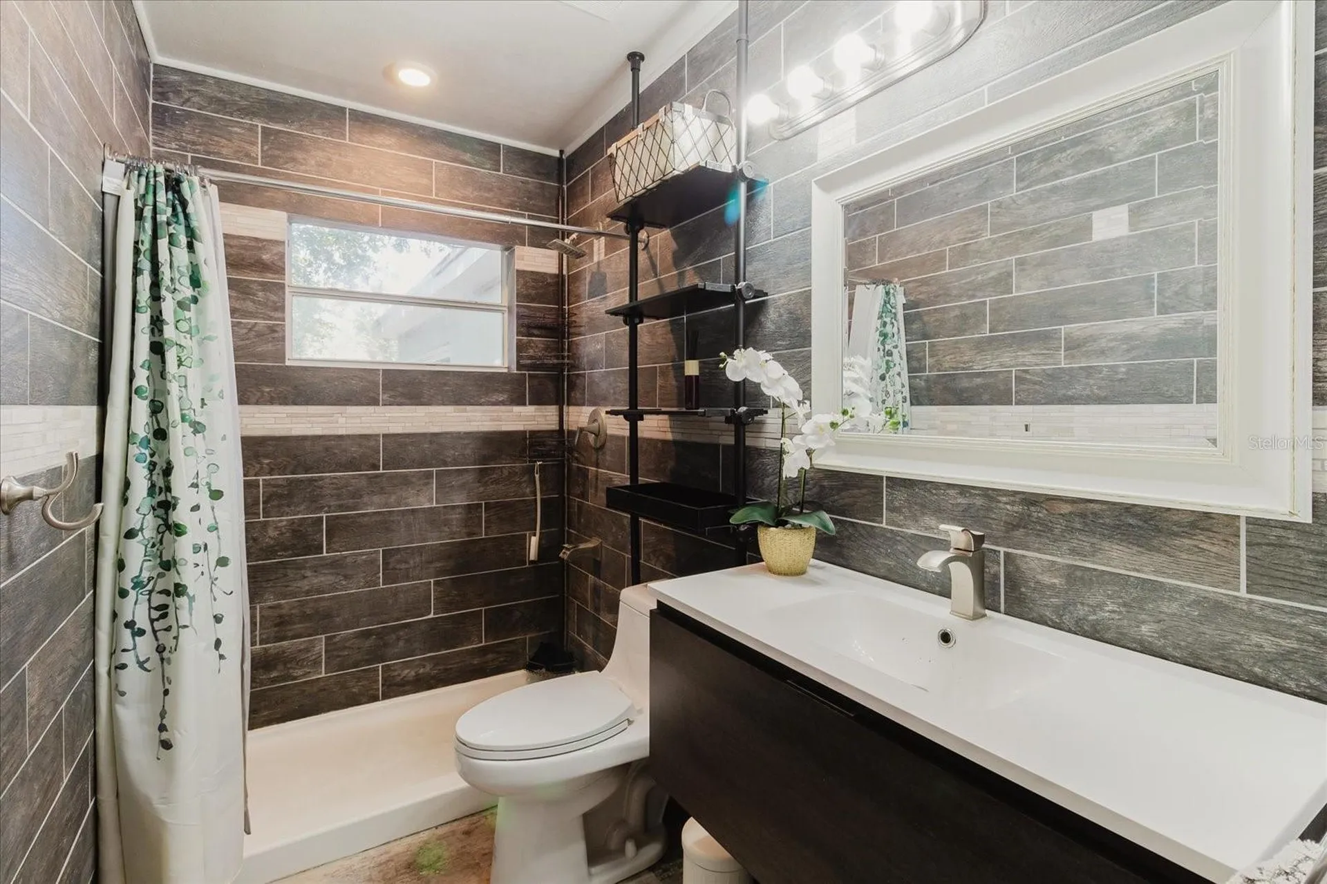 3597 27th Avenue S St Petersburg FL 33711