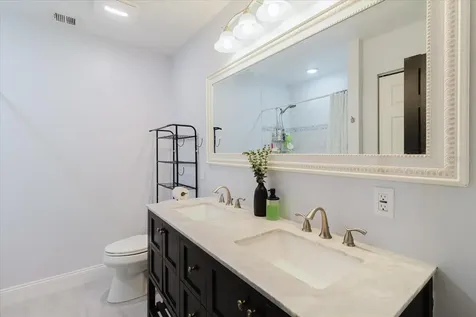 3597 27th Avenue S St Petersburg FL 33711