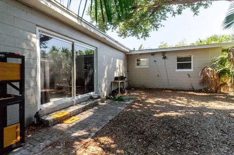 3597 27th Avenue S St Petersburg FL 33711