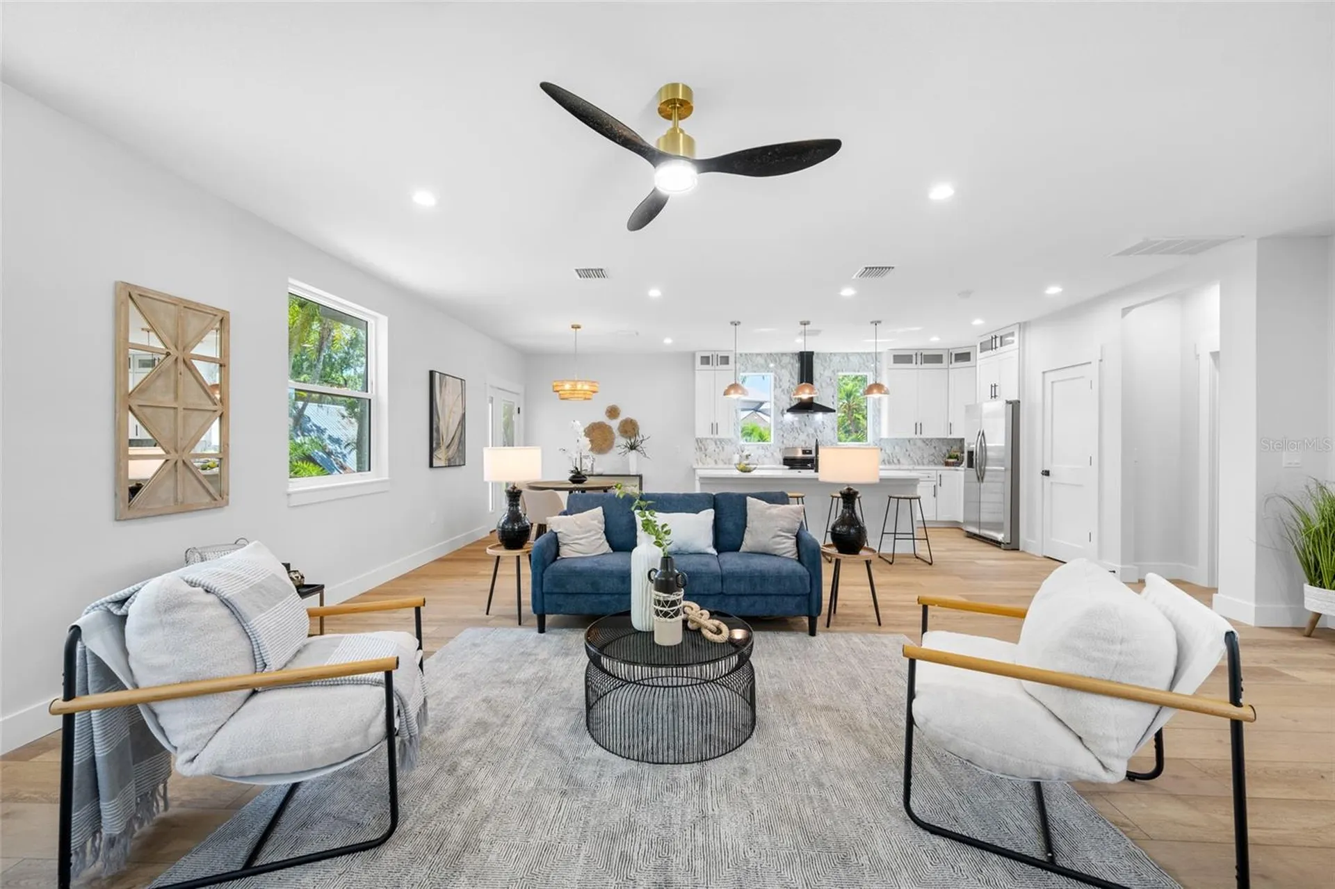 1004 W Henry Avenue Tampa FL 33604