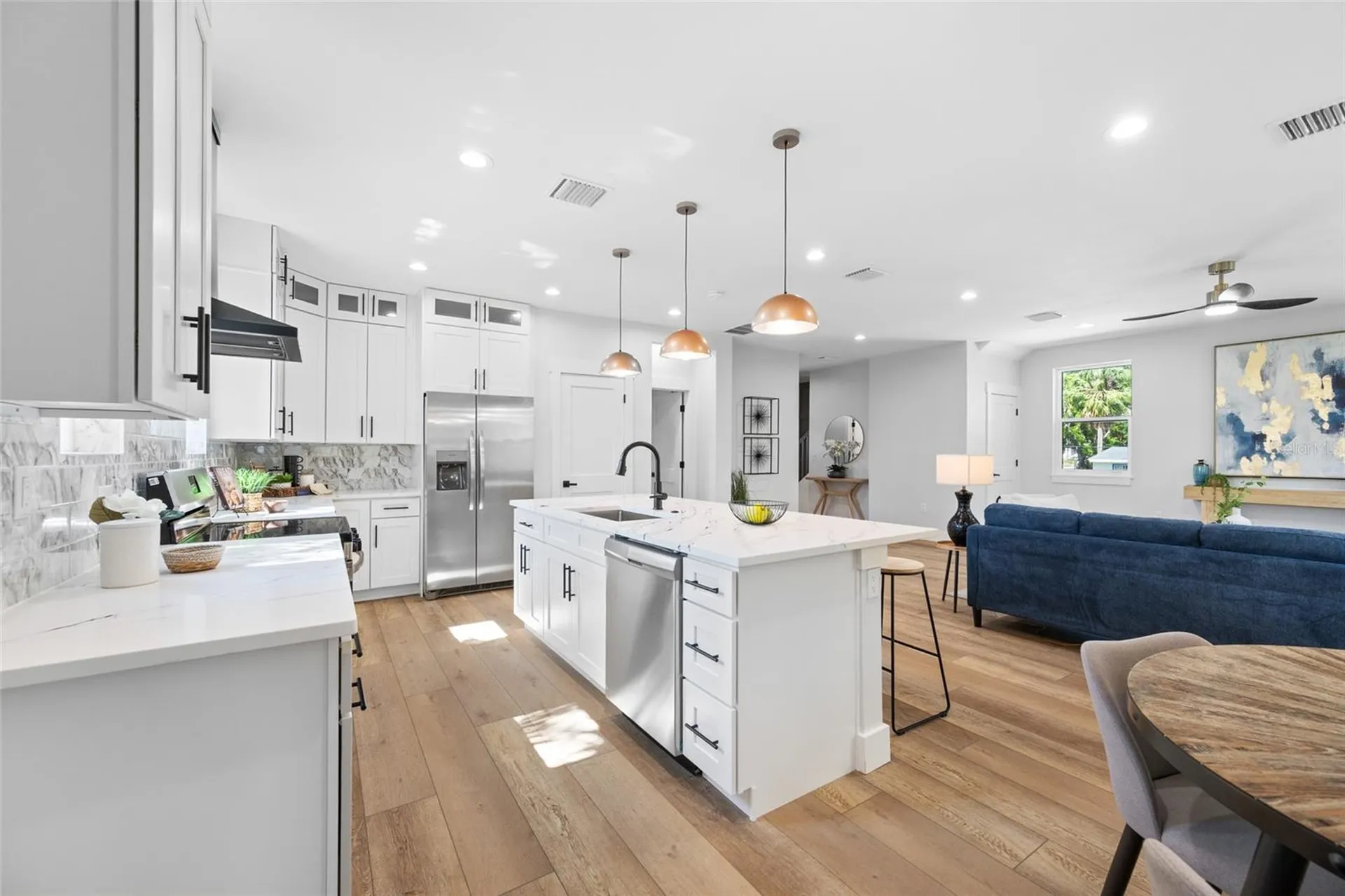 1004 W Henry Avenue Tampa FL 33604