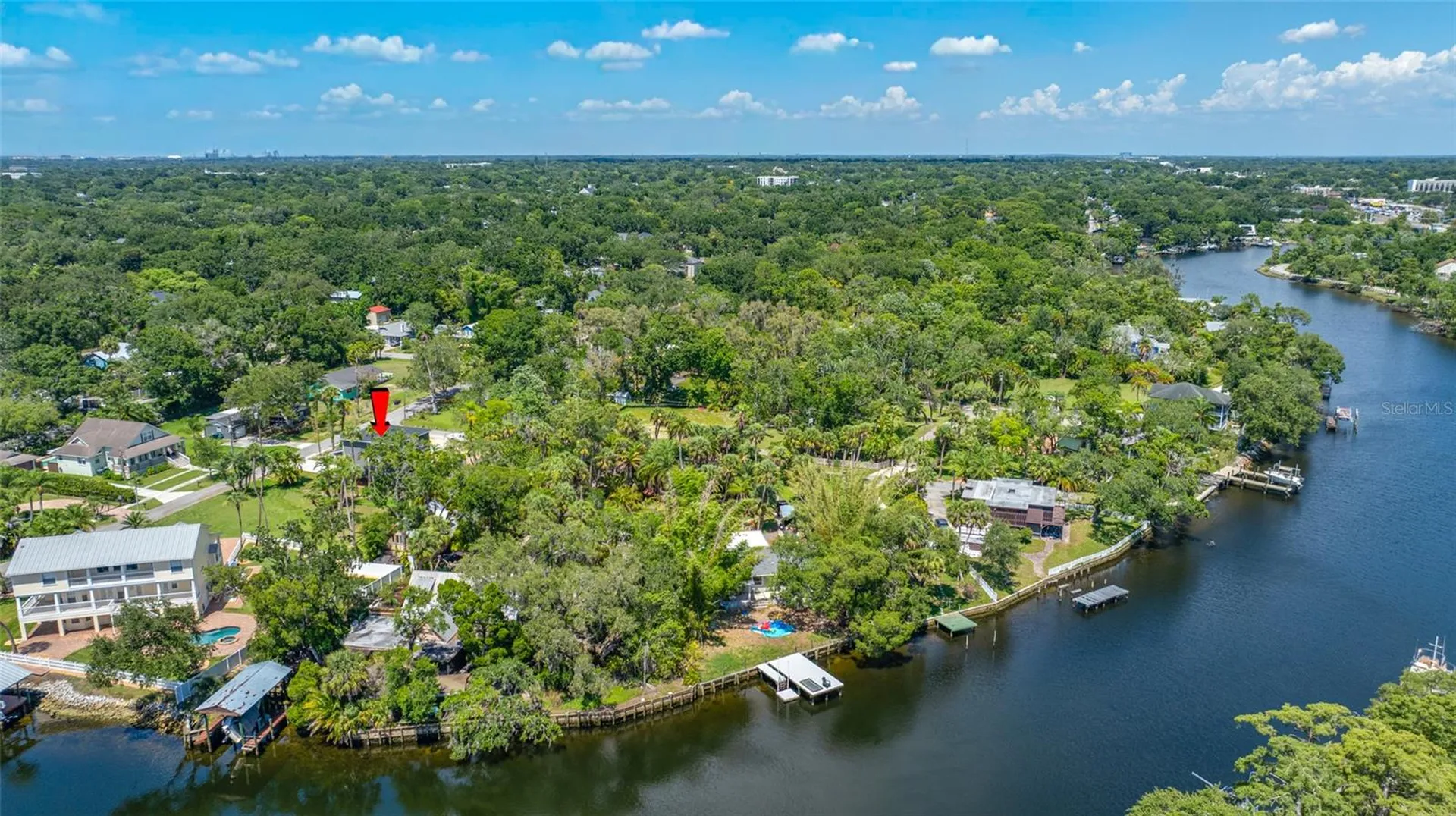 1004 W Henry Avenue Tampa FL 33604