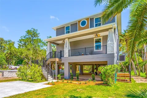 1004 W Henry Avenue Tampa FL 33604