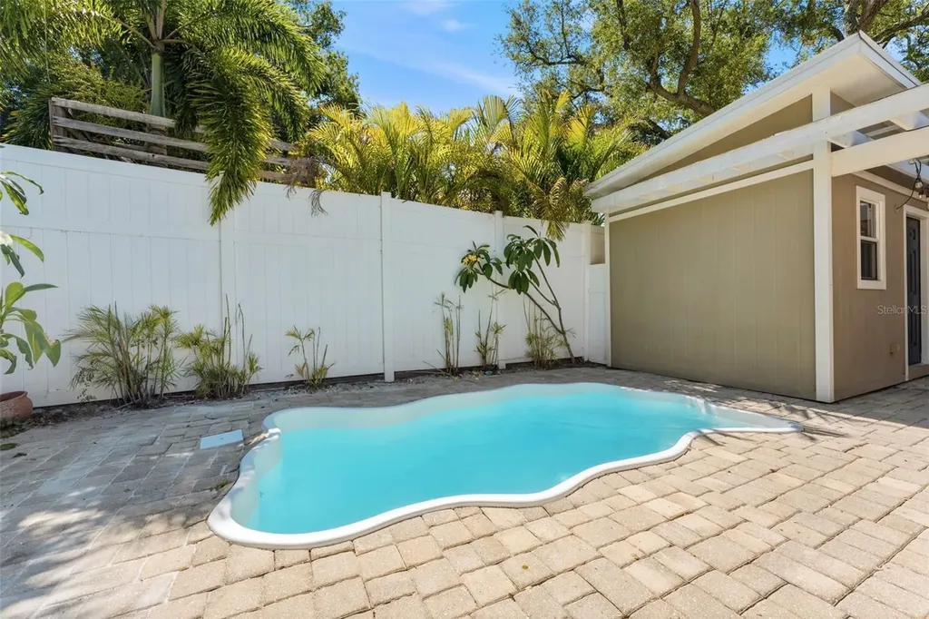 1618 S Arrawana Avenue Tampa FL 33629