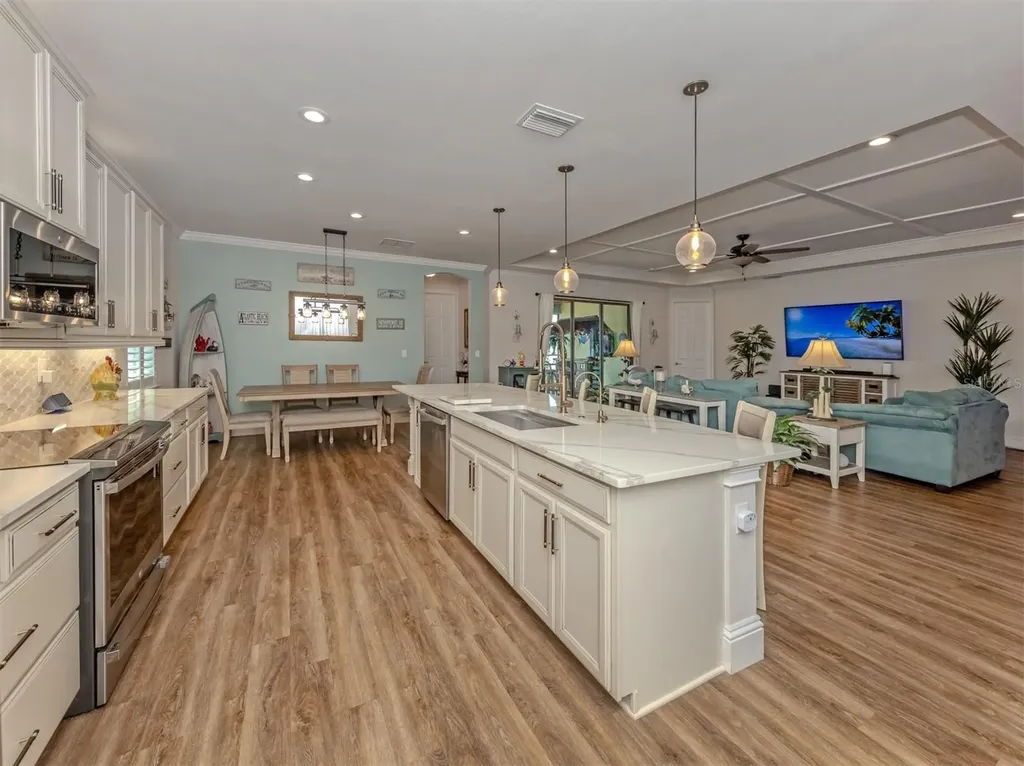 155 Toscavilla Boulevard Nokomis FL 34275