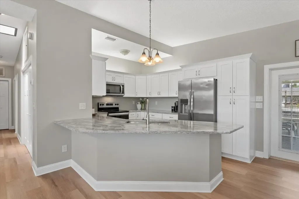 512 Palm Avenue Ellenton FL 34222