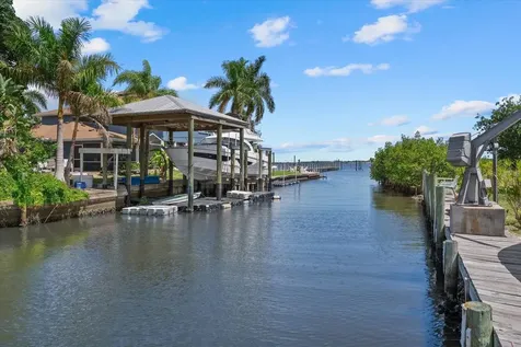512 Palm Avenue Ellenton FL 34222