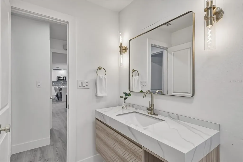 3810 18th Avenue W Bradenton FL 34205