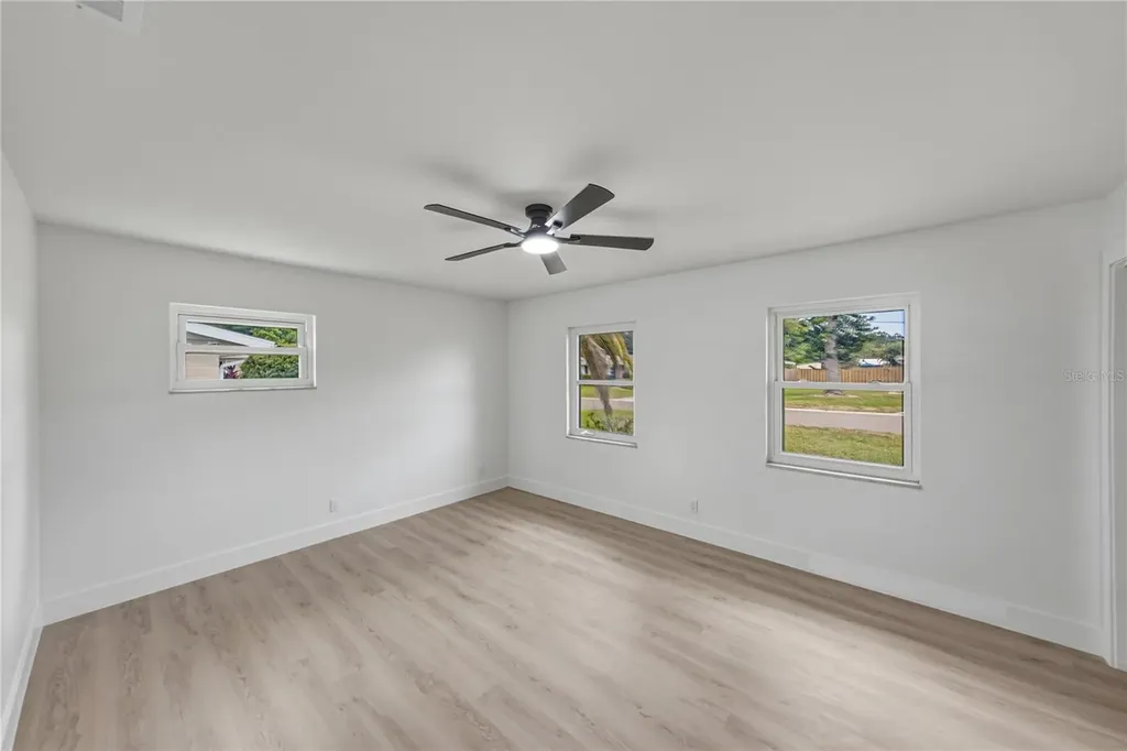 3810 18th Avenue W Bradenton FL 34205