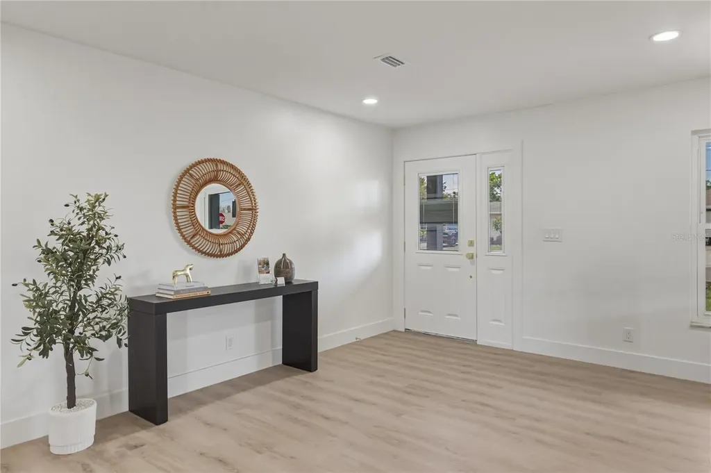 3810 18th Avenue W Bradenton FL 34205