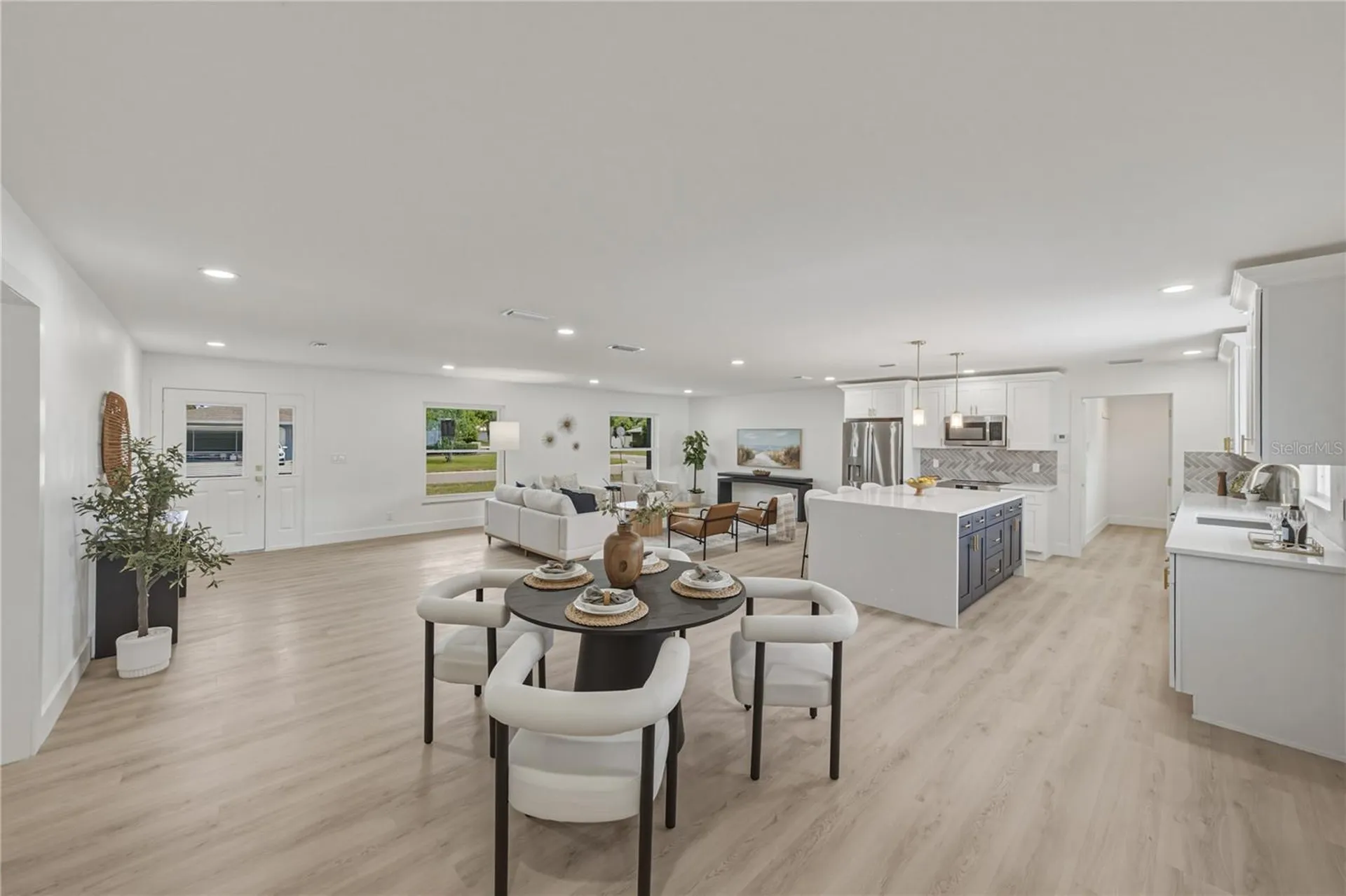 3810 18th Avenue W Bradenton FL 34205