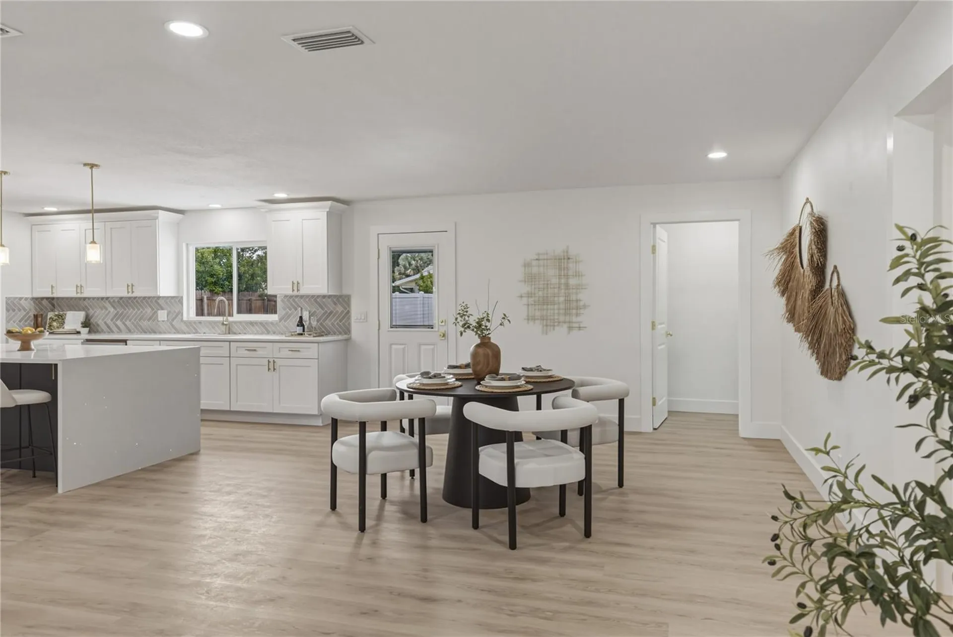 3810 18th Avenue W Bradenton FL 34205
