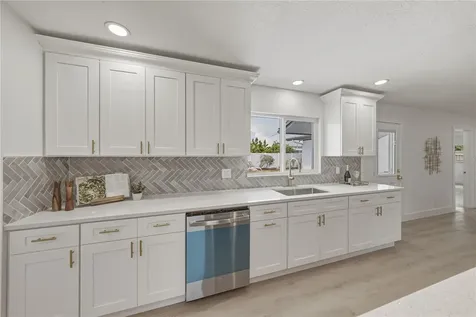 3810 18th Avenue W Bradenton FL 34205