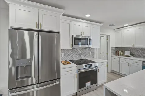 3810 18th Avenue W Bradenton FL 34205