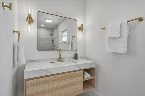 3810 18th Avenue W Bradenton FL 34205