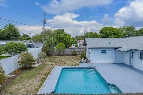 3810 18th Avenue W Bradenton FL 34205