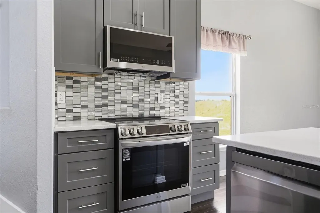 640 Cadiz Loop Davenport FL 33837