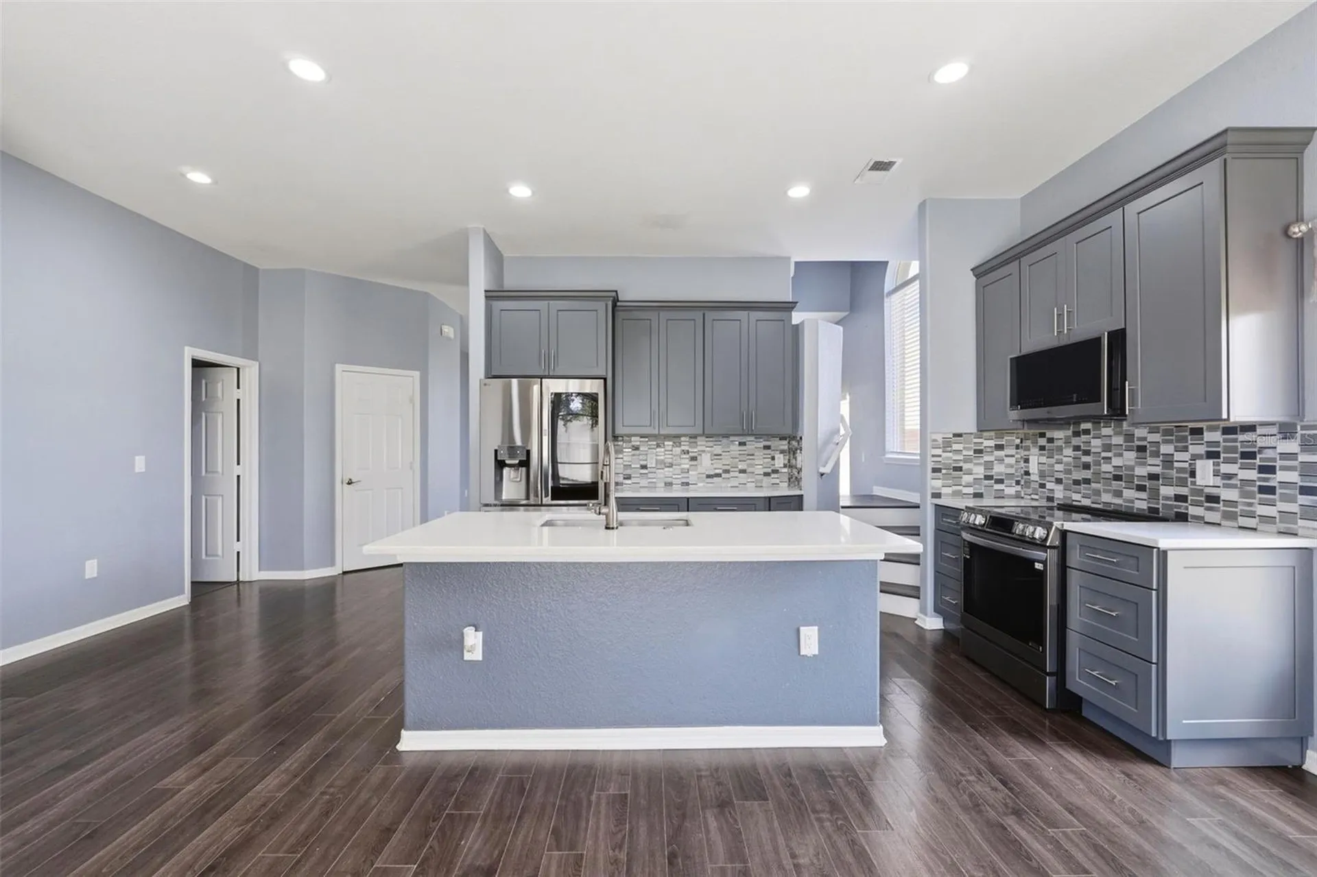 640 Cadiz Loop Davenport FL 33837