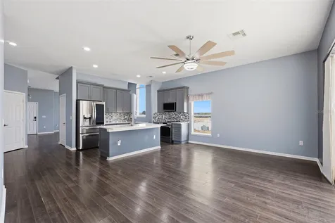 640 Cadiz Loop Davenport FL 33837