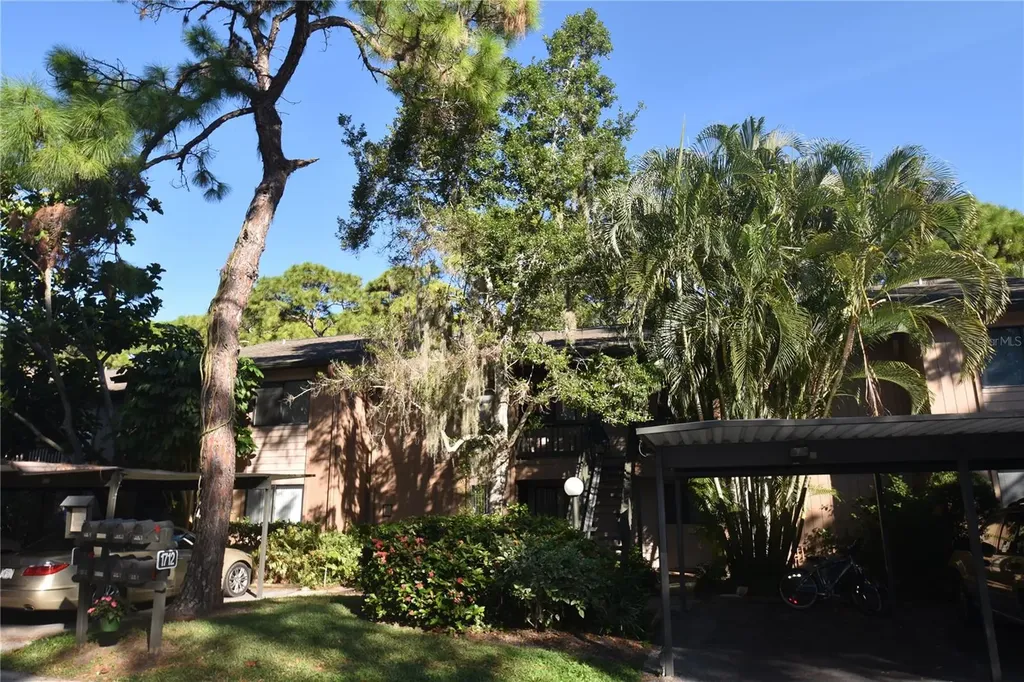 1712 Glenhouse Drive Sarasota FL 34231