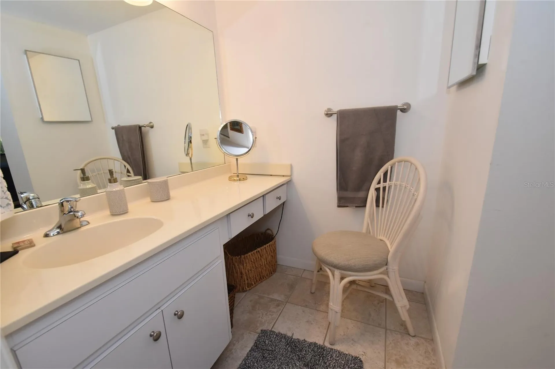 1712 Glenhouse Drive Sarasota FL 34231