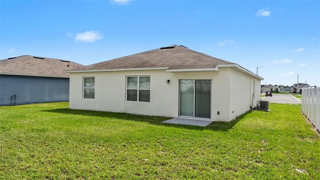 524 Burnham Circle Auburndale FL 33823