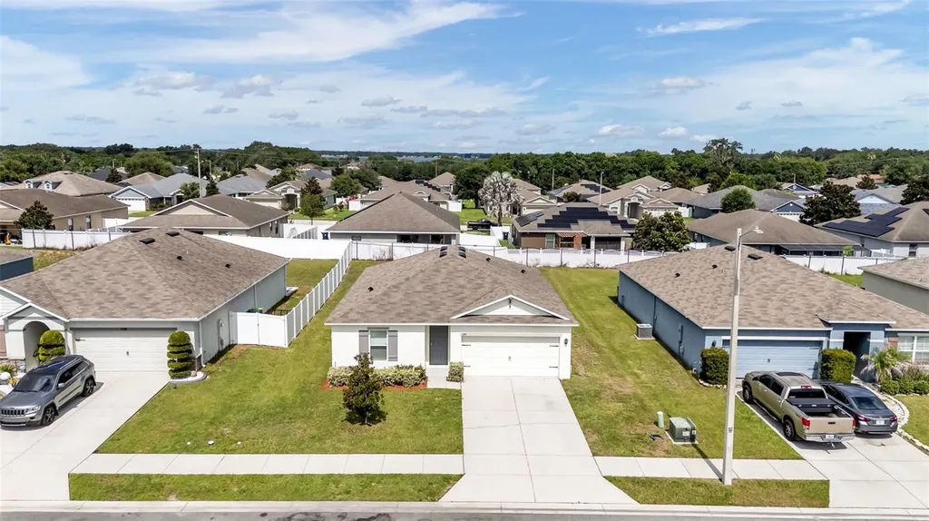 524 Burnham Circle Auburndale FL 33823