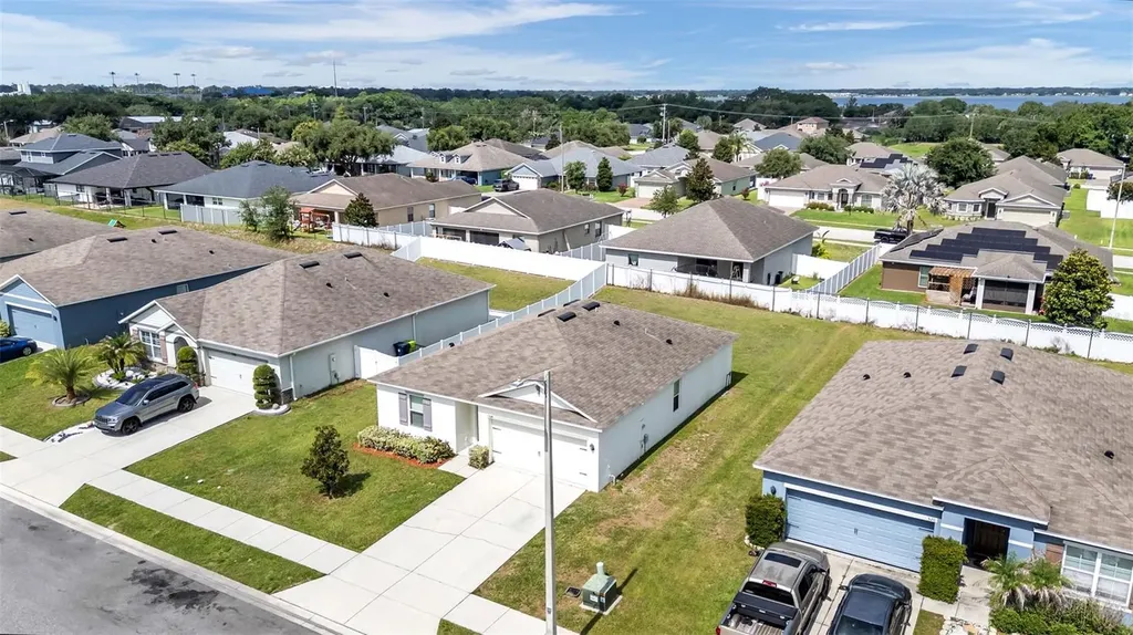 524 Burnham Circle Auburndale FL 33823
