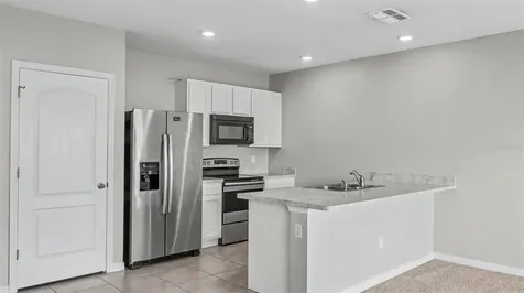524 Burnham Circle Auburndale FL 33823