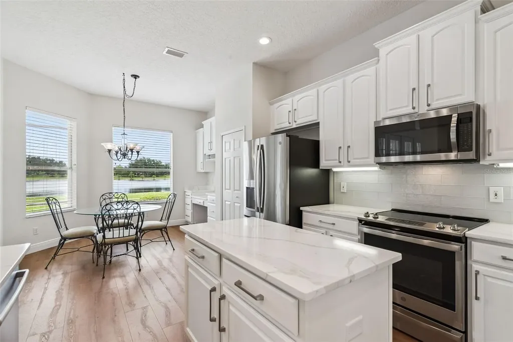 1206 Saint Albans Loop Lake Mary FL 32746