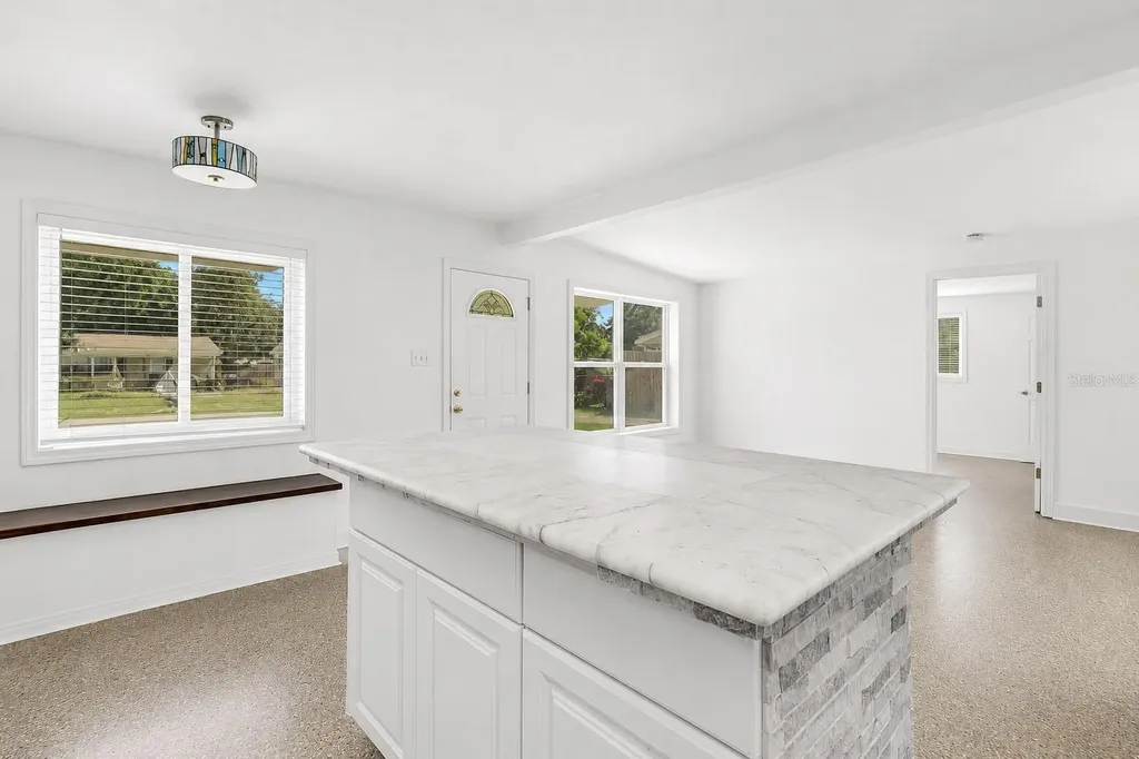 4861 Bell Meade Drive Sarasota FL 34232