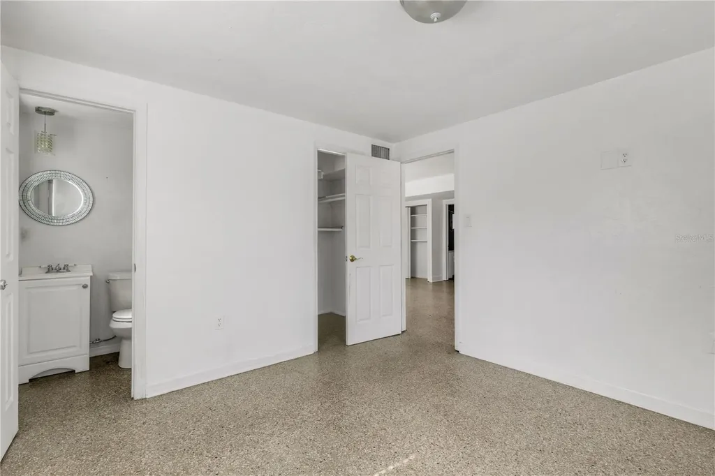 4861 Bell Meade Drive Sarasota FL 34232